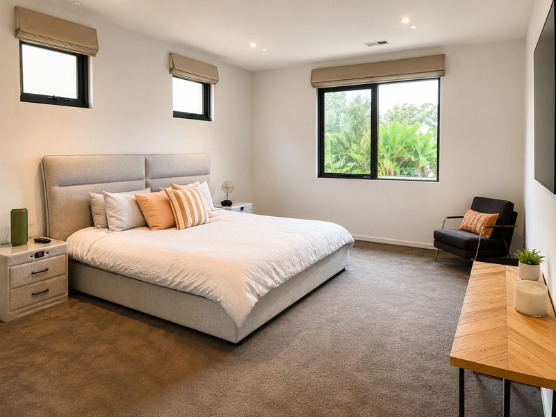 Large queen bedroom with garden outlook